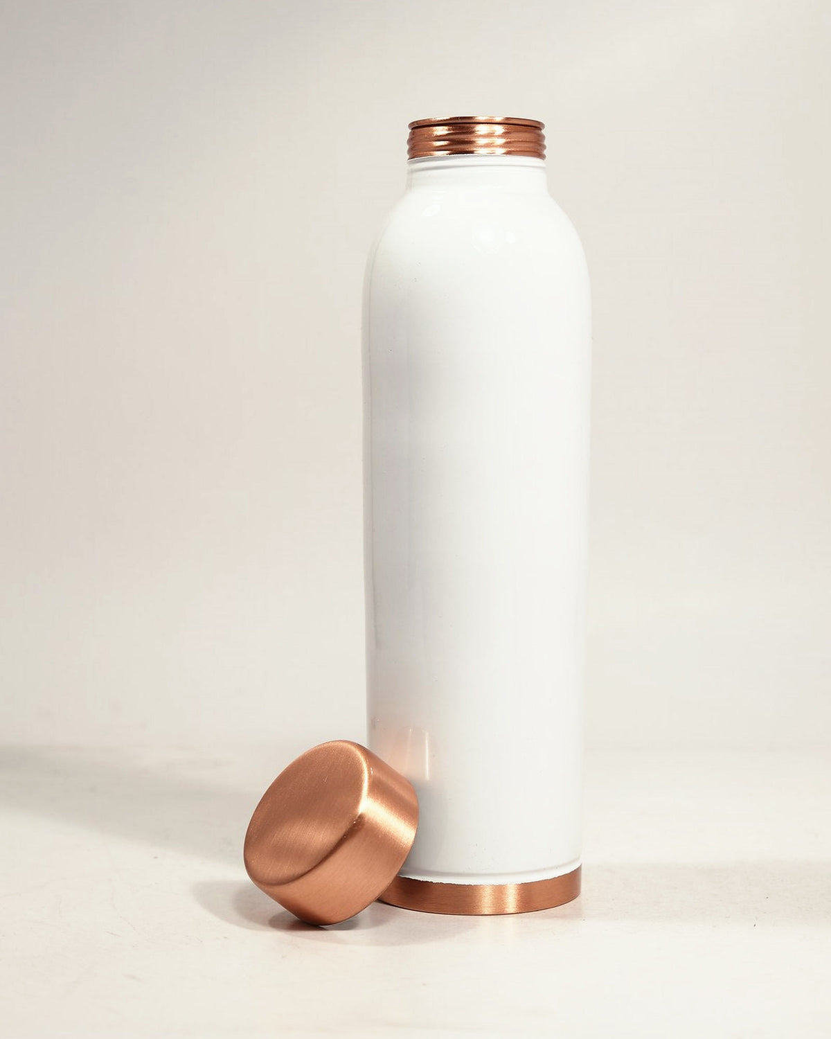 Roots Pearl White Enamel Copper Bottle - cap detail